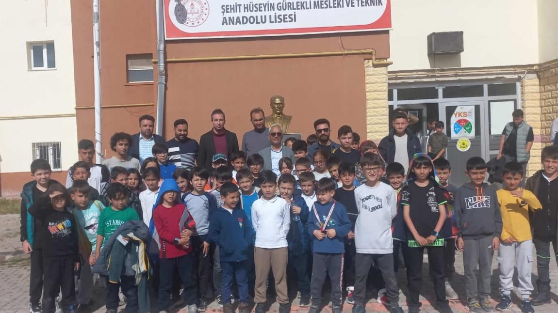 19 Mayıs Atatürk'ü Anma, Gençlik ve Spor Bayramı Gençler Satranç Turnuvası